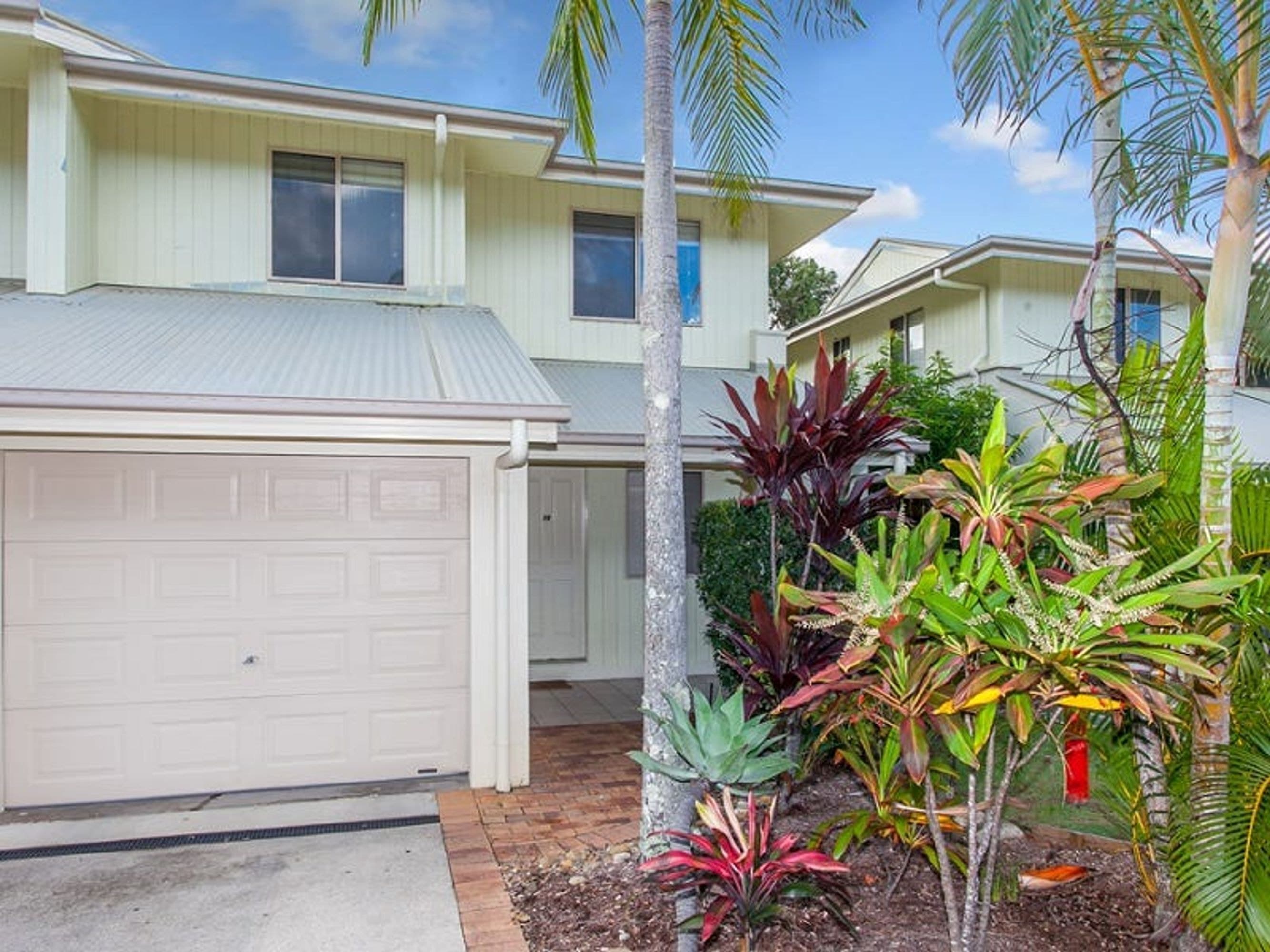 26/5-7 Old Bangalow Road, Bangalow - Image 1
