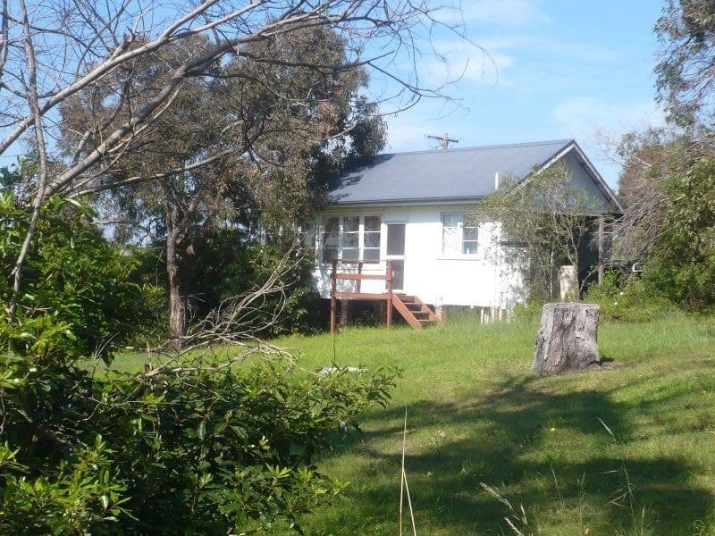 27 Lakeview Avenue, Merimbula, Merimbula - Image 1