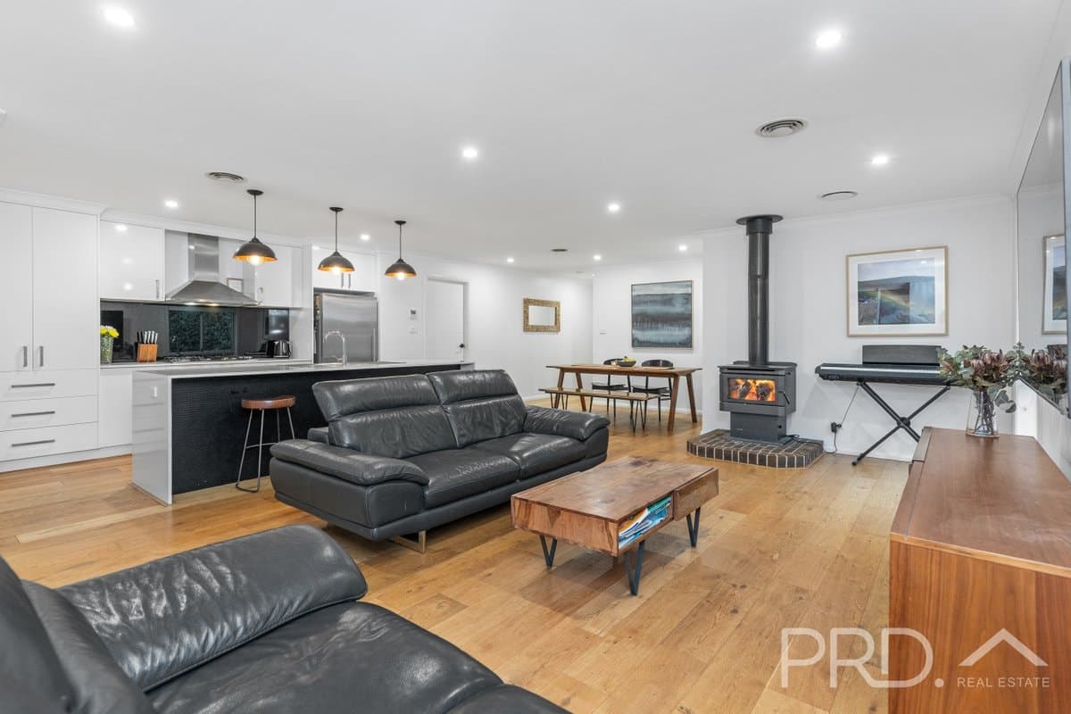 3 Emery Place, TUMUT NSW 2720, Tumut - Image 1