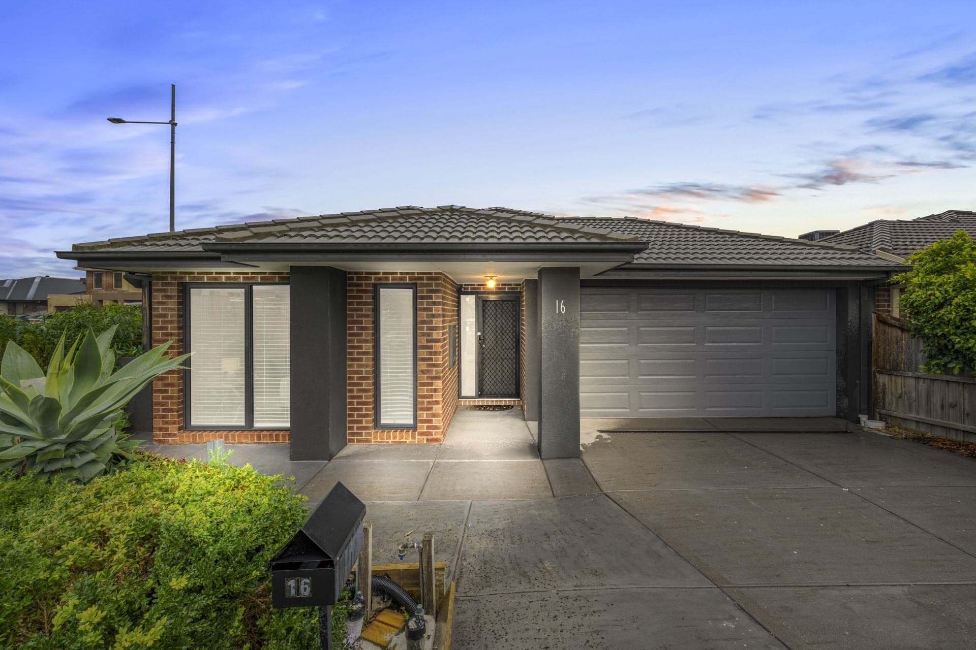 16 Overnewton Way, Wollert, Wollert - Image 1