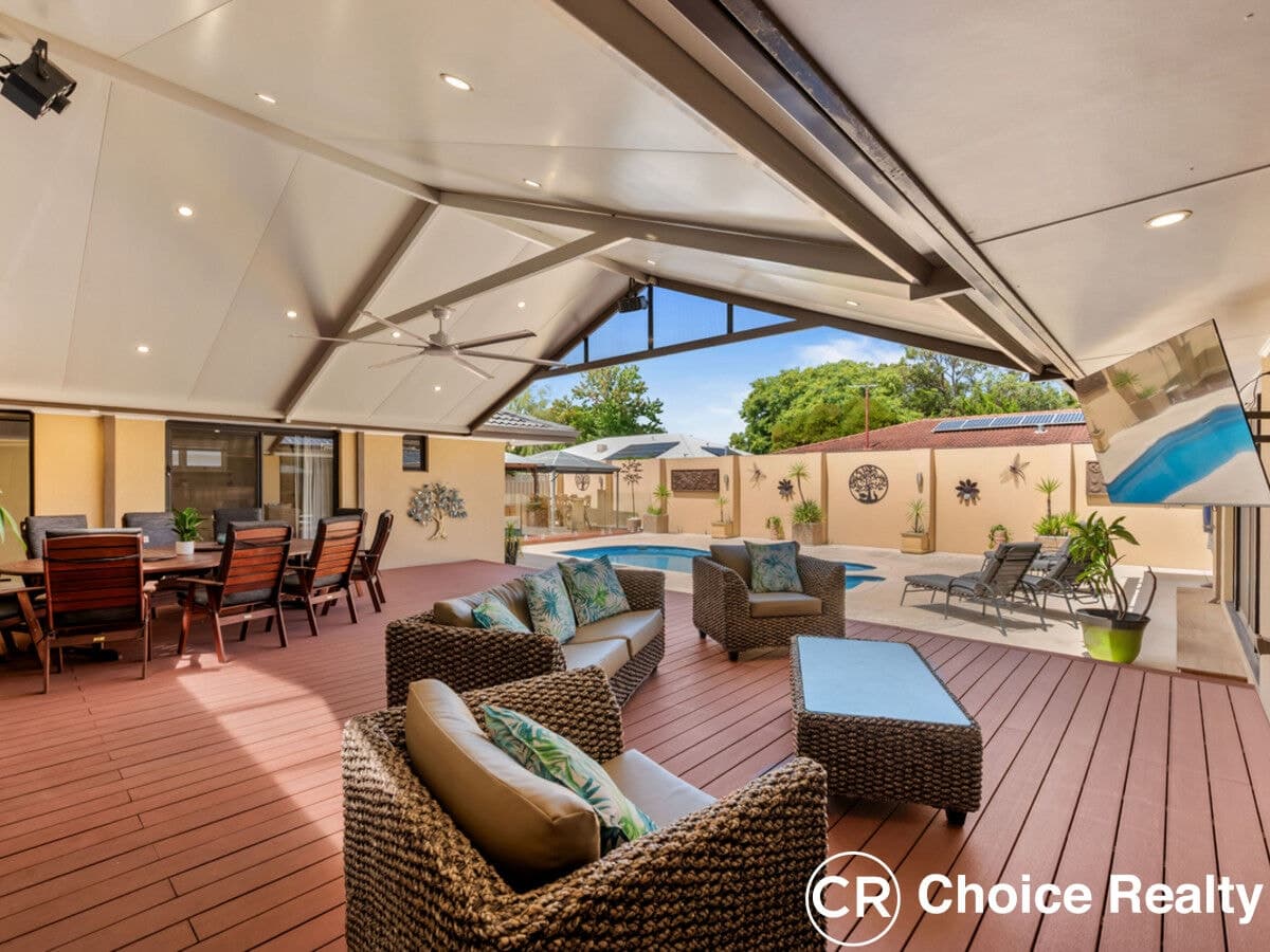 10 Rosalind Court, Rossmoyne WA 6148, Rossmoyne - Image 1