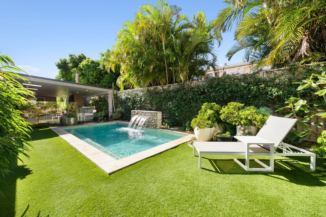 1 Flinders Court, Paradise Point, QLD 4216, Paradise Point - Image 1