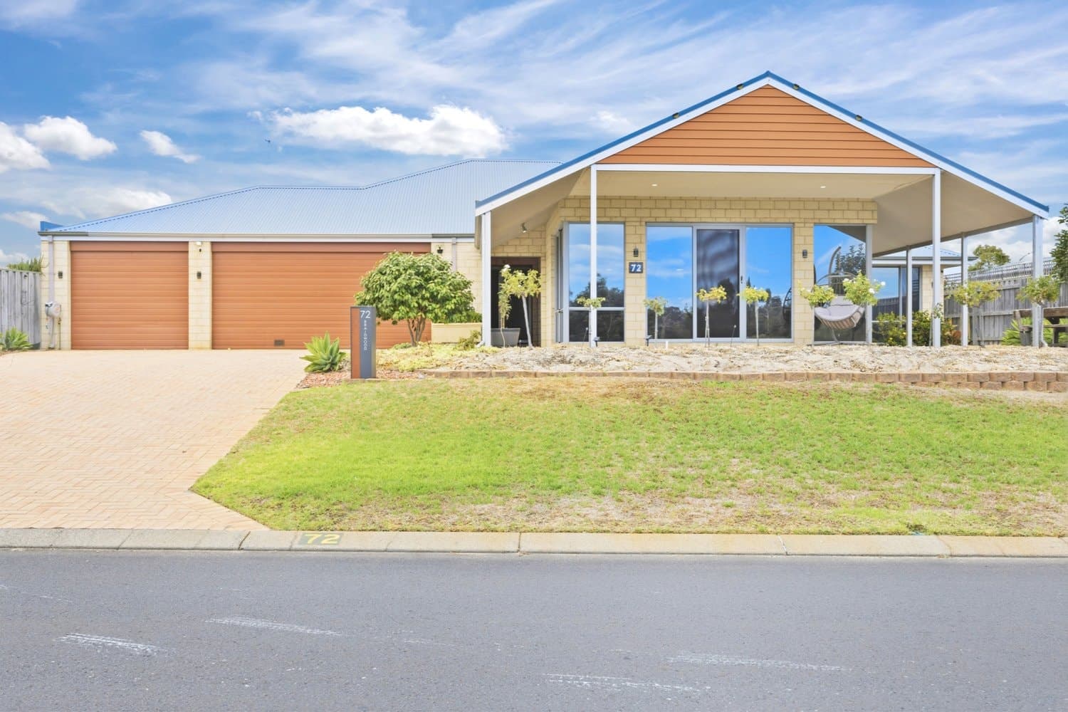 72 Braidwood Drive Australind 6233, Australind - Image 1