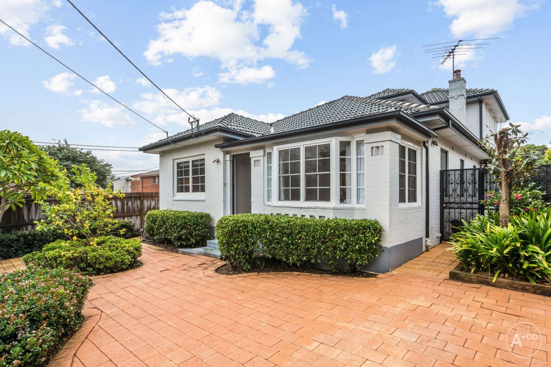 1 Casino Street, Eastlakes, Eastlakes - Image 1