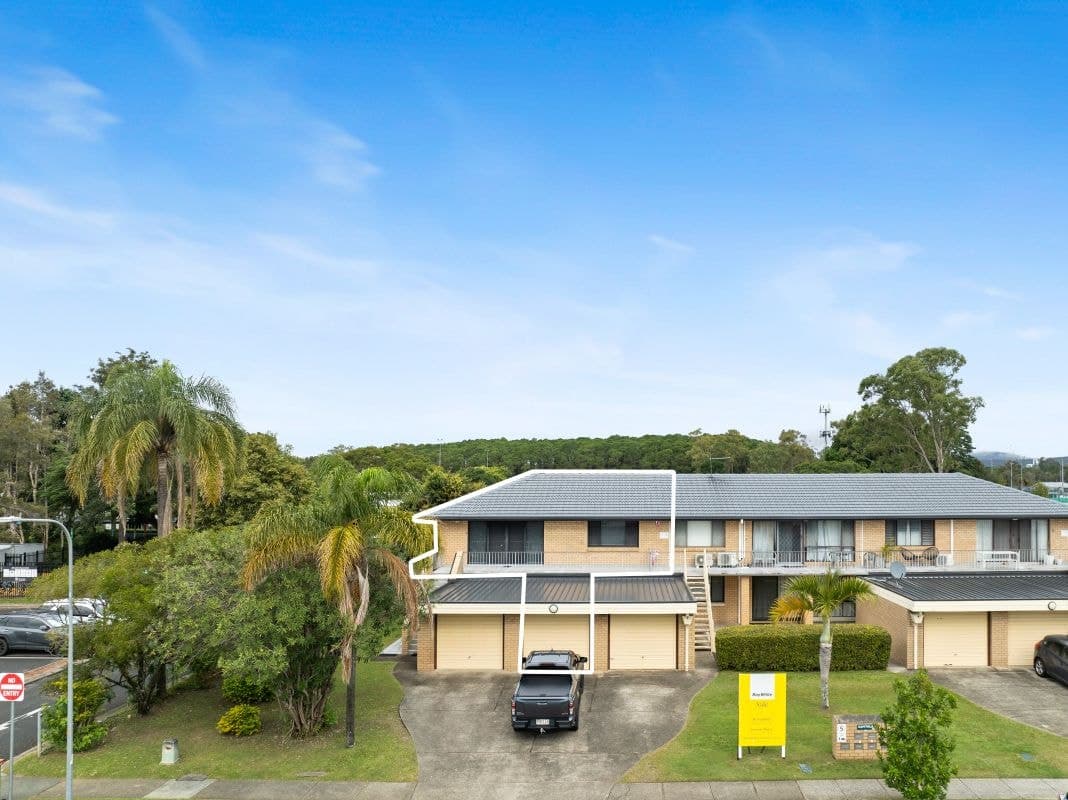 4/40 Oceanic Drive, Mermaid Waters QLD 4218, Mermaid Waters - Image 1