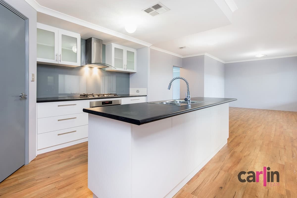 44 Drysdale Gardens, WANDI, Wandi - Image 1