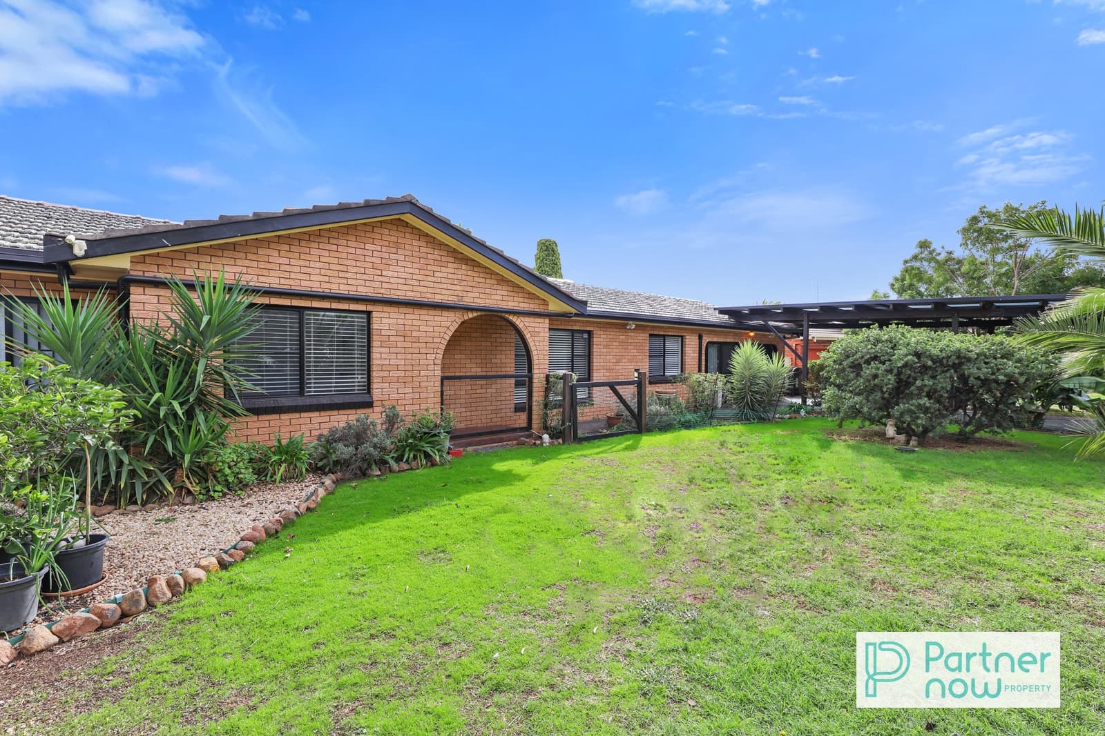 32 Waree Drive, TAMWORTH NSW 2340, Tamworth - Image 1