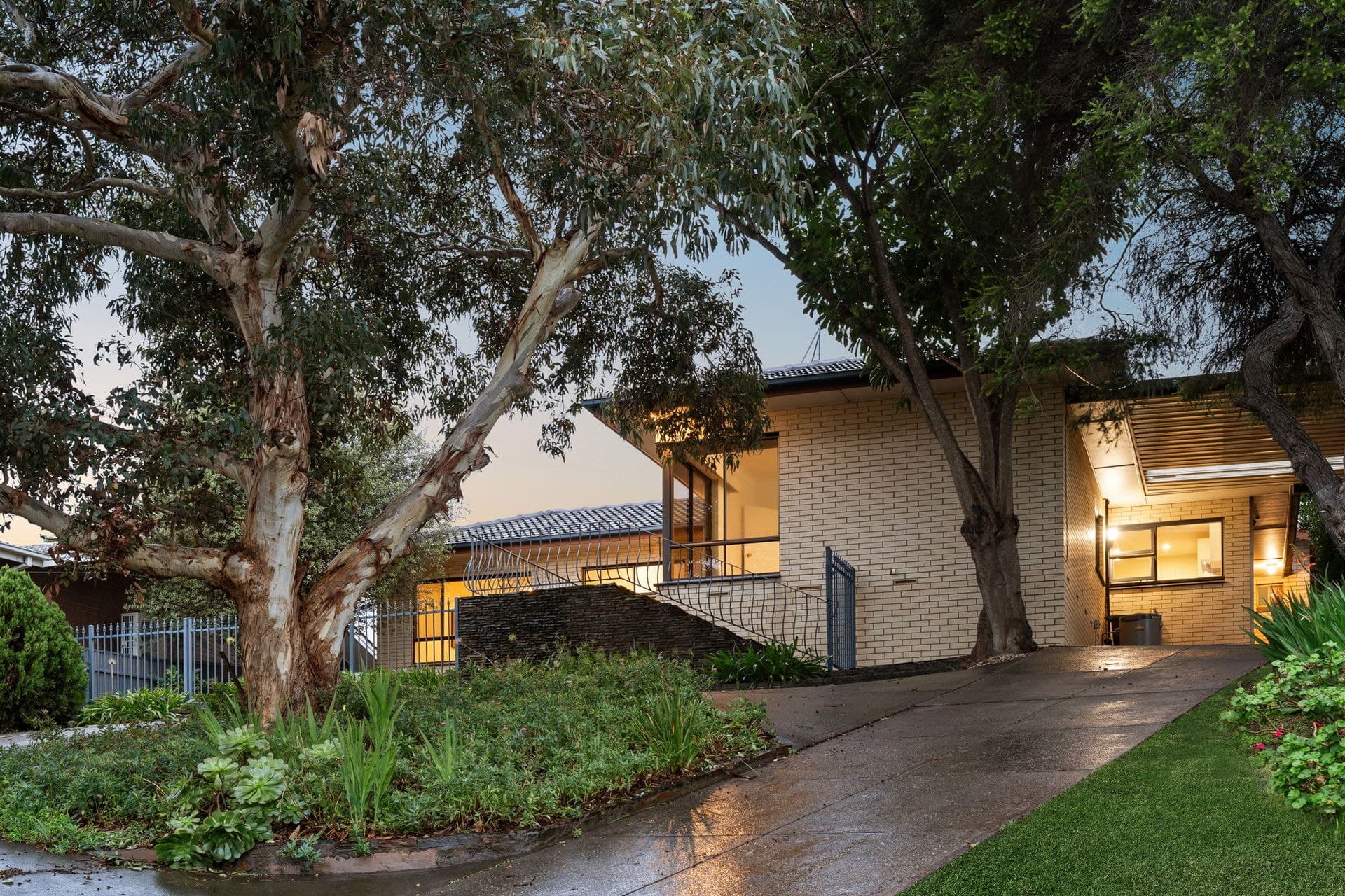 16 Victoria Parade, Darlington, Darlington - Image 1