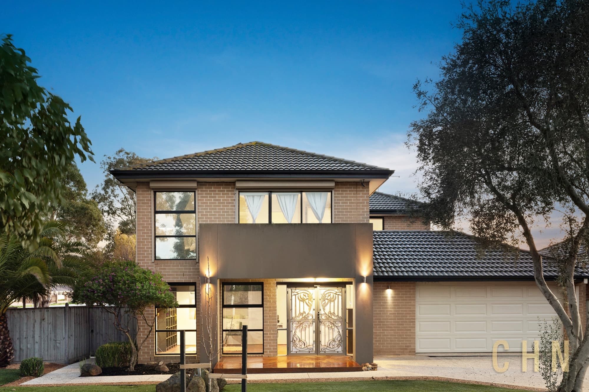 123 Middle Park Drive, Sanctuary Lakes - Image 1