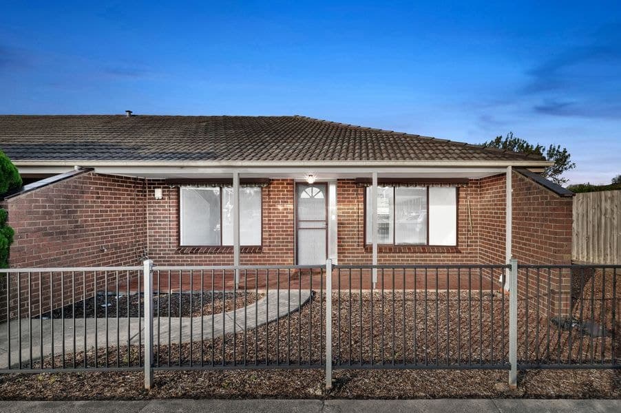 1/14 Codrington Street, Cranbourne, VIC 3977, Cranbourne - Image 1