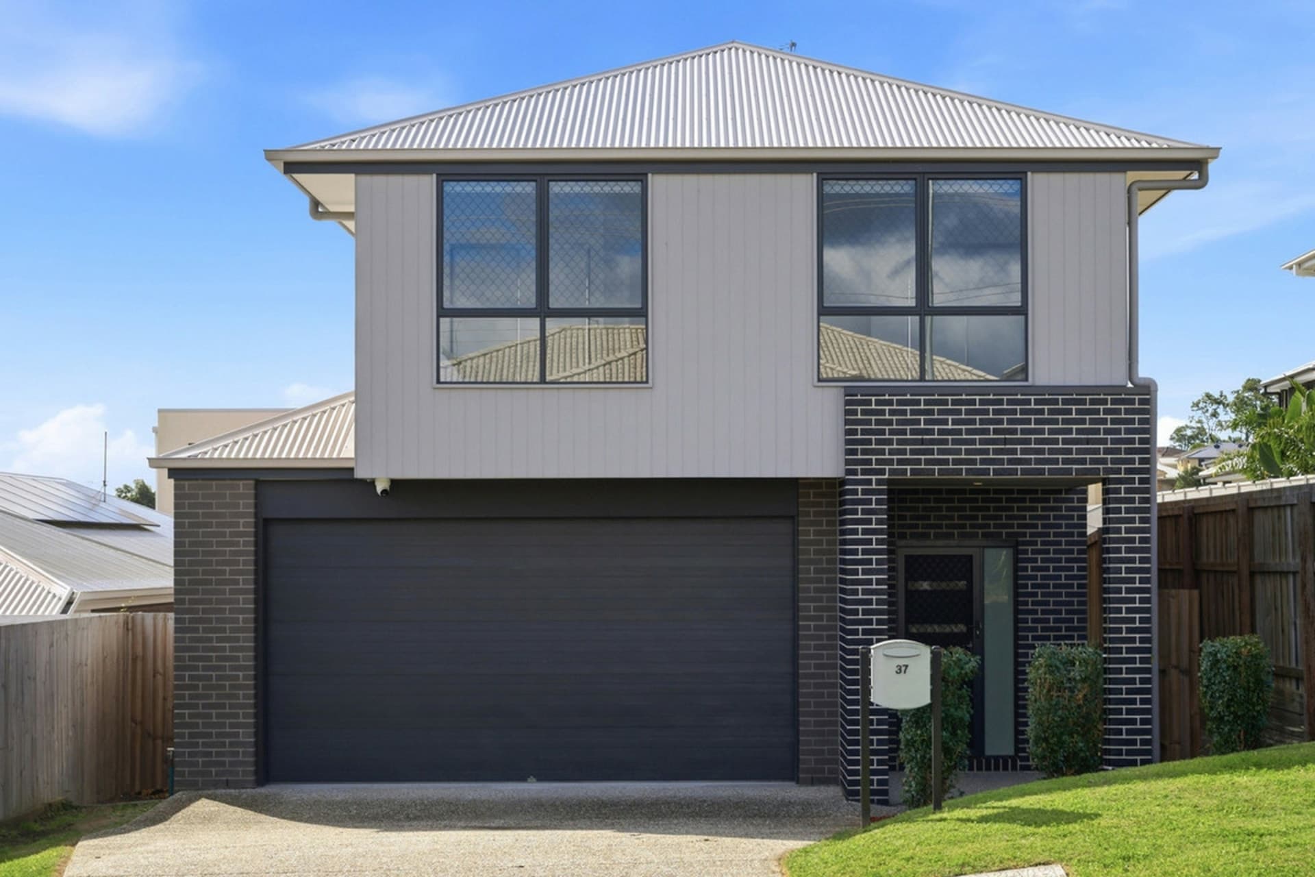 37 Benhiam Street, Calamvale, Calamvale - Image 1