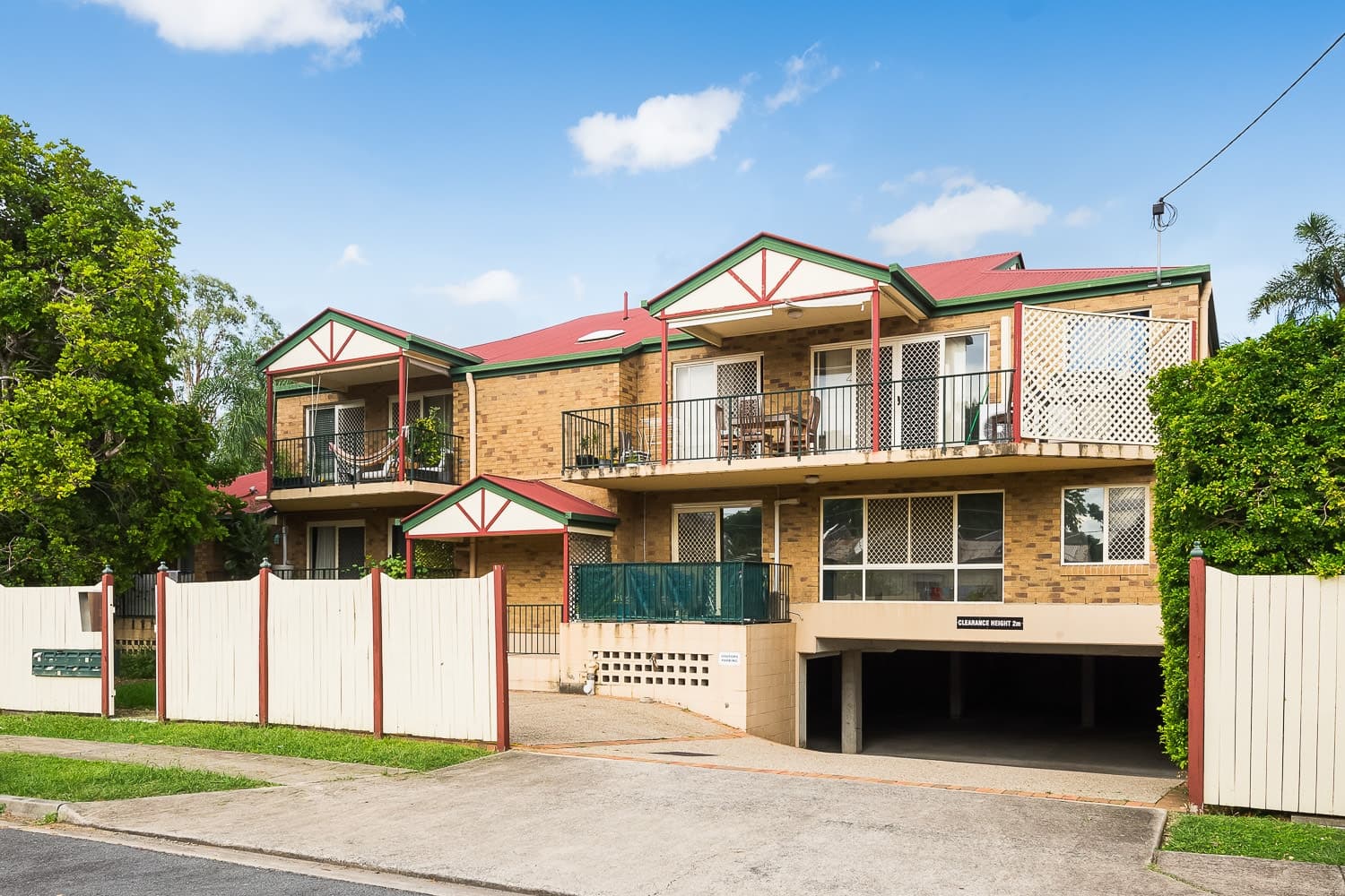 11/33 Lilly Street, Greenslopes - Image 1