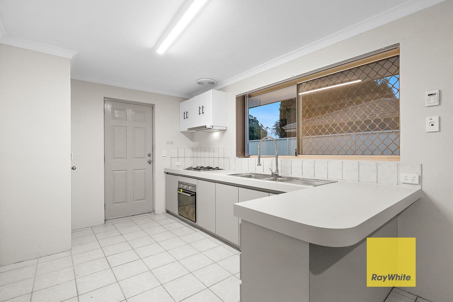 44 Nyandi Court, Thornlie WA 6108, Thornlie - Image 1