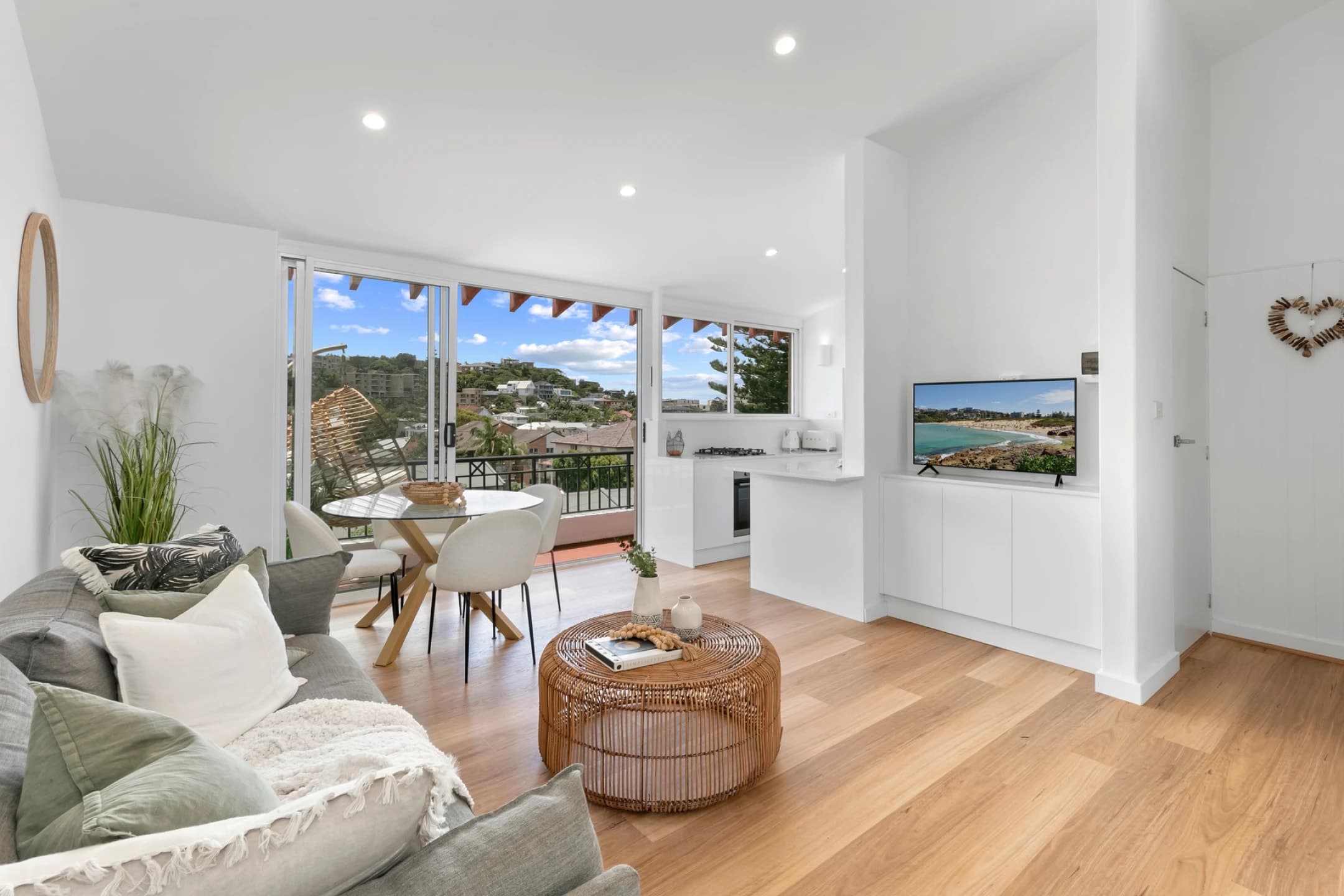 11 / 16 Moore Road, Freshwater NSW 2096, Freshwater - Image 1