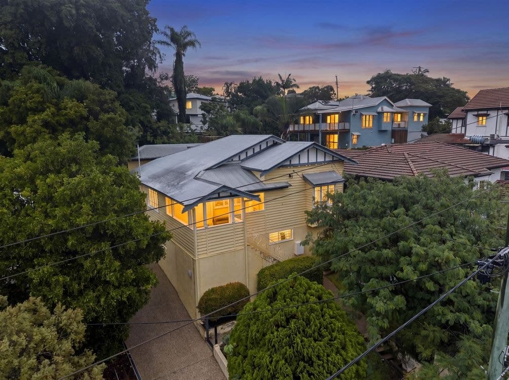 7 Hipwood Avenue, COORPAROO, QLD 4151, Coorparoo - Image 1