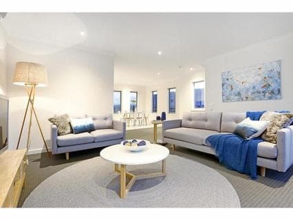 2 Narrows Court, Safety Beach - Image 1