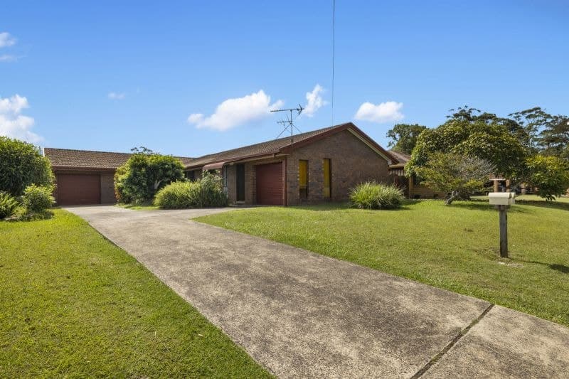 2/8 Kim Close WOOLGOOLGA NSW, Woolgoolga - Image 1
