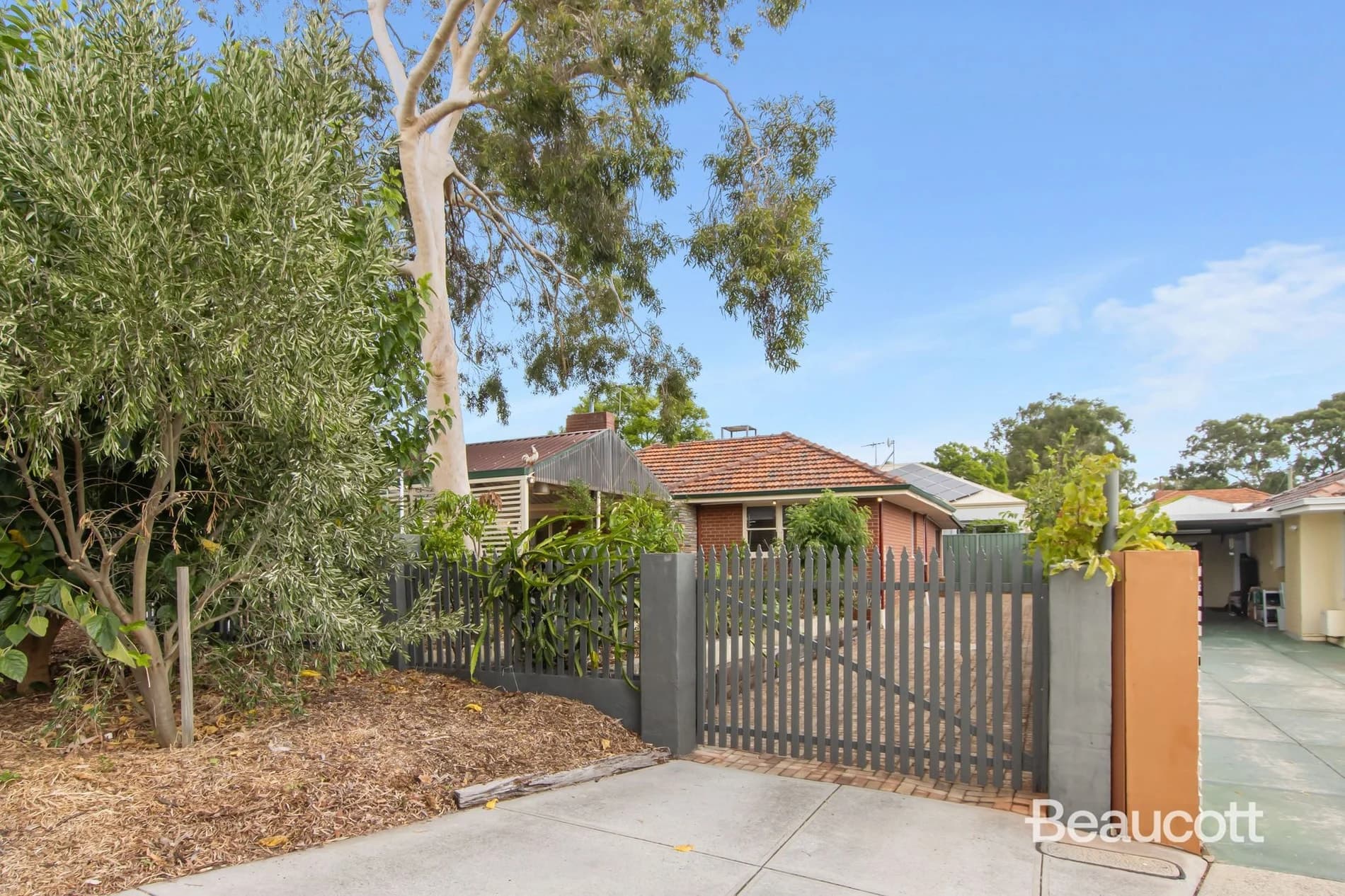 6/27 Falkirk Avenue, MAYLANDS WA 6051, Embleton - Image 1