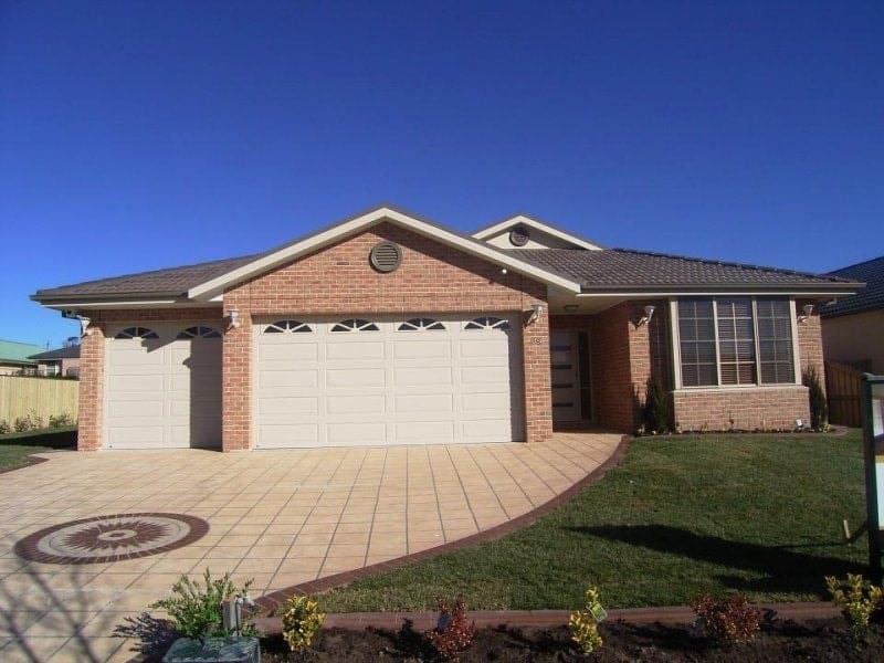 28 Kingsbury Circuit, BOWRAL NSW, Bowral - Image 1