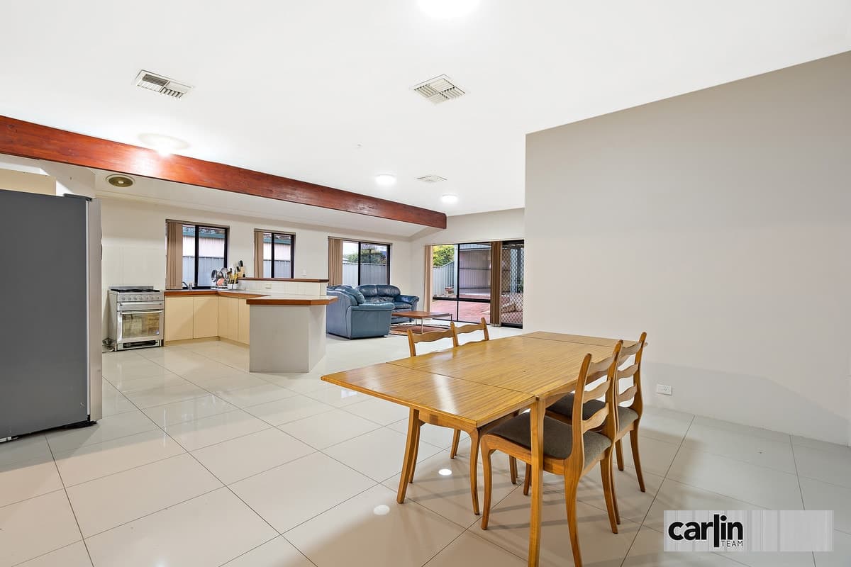 35 Wauhop Circle, BEELIAR WA 6164, Beeliar - Image 1