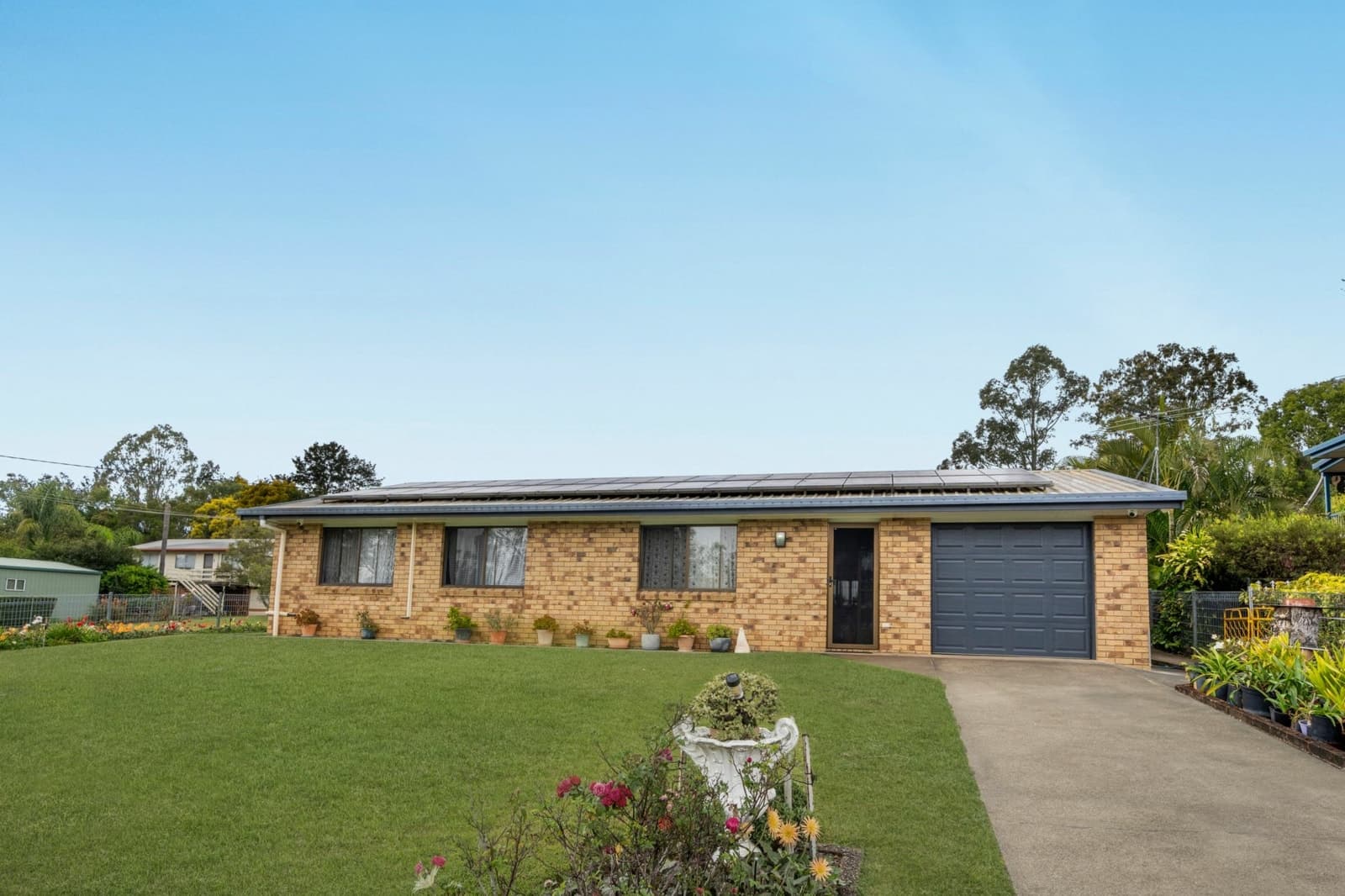 10 Melbury Street, WILLOWBANK, Willowbank - Image 1