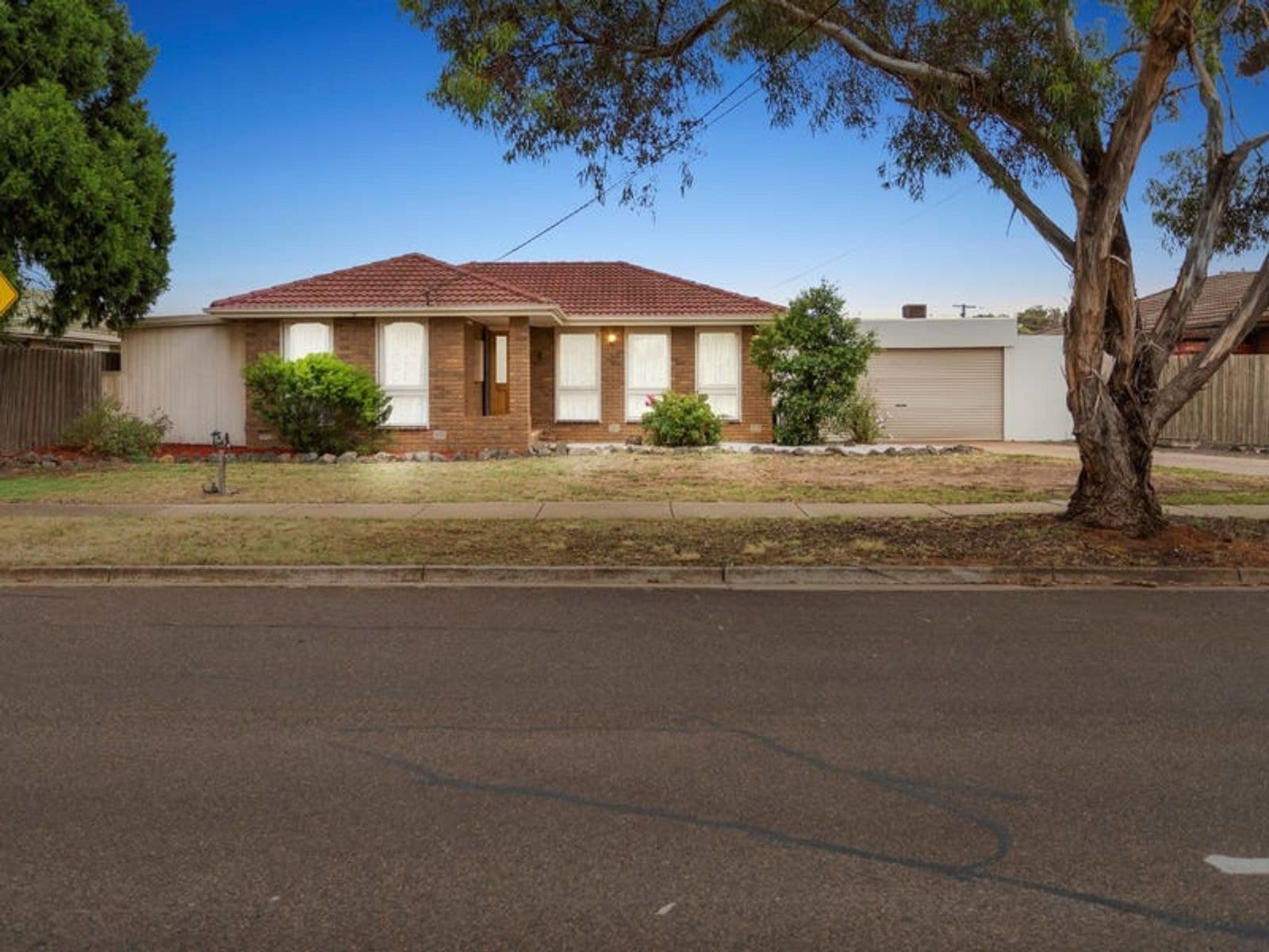 5 Hume Avenue, Melton South VIC 3338, Melton South - Image 1