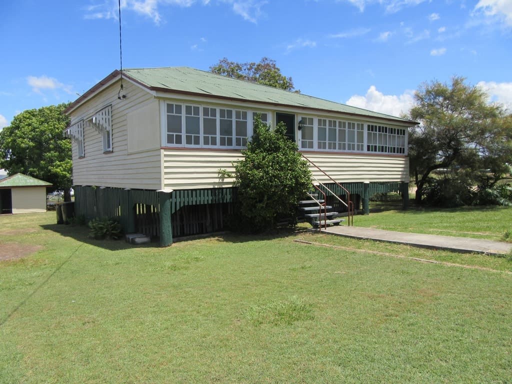8 ARTHUR STREET, Beaudesert - Image 1