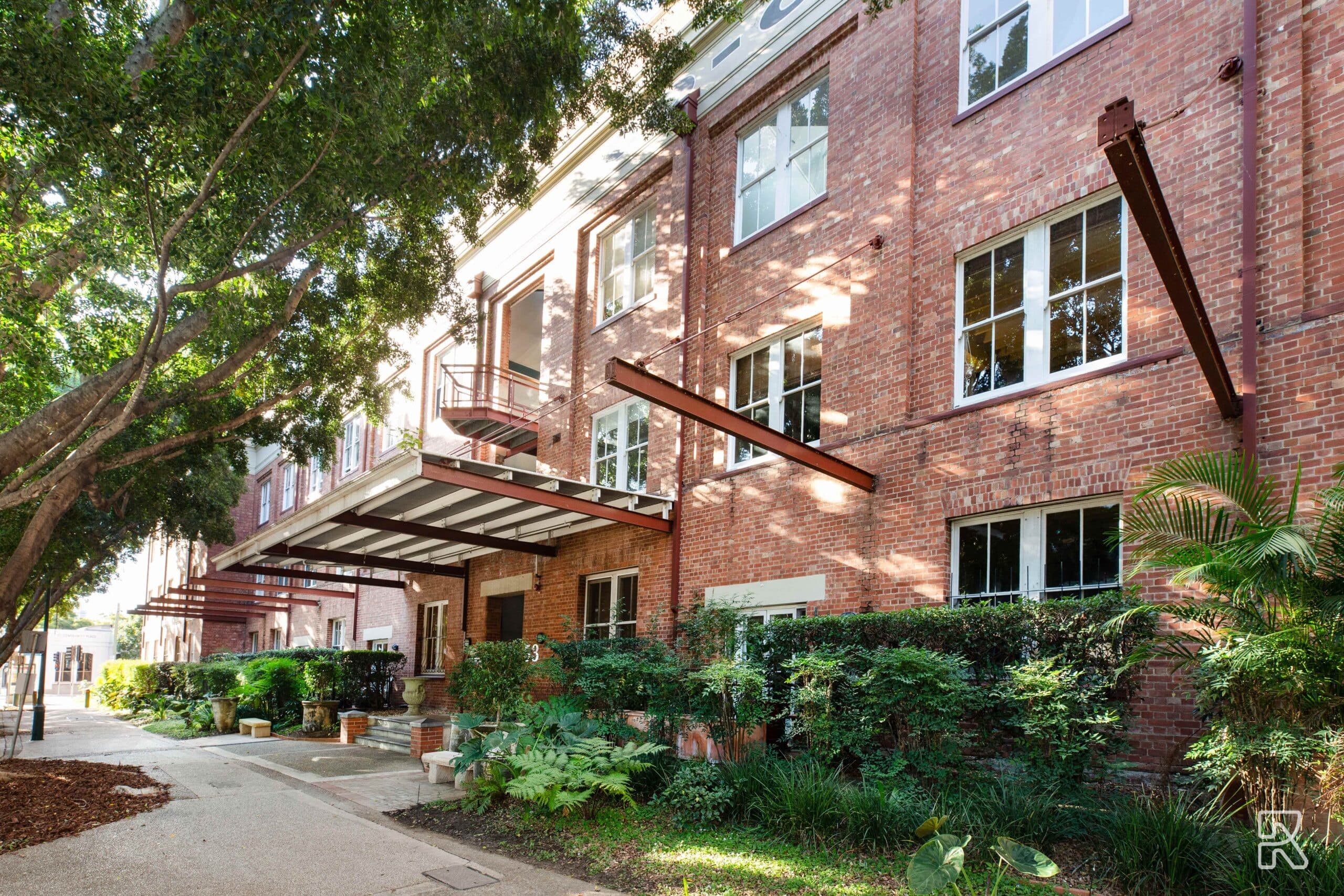 111/53 Vernon Terrace, Teneriffe - Image 1
