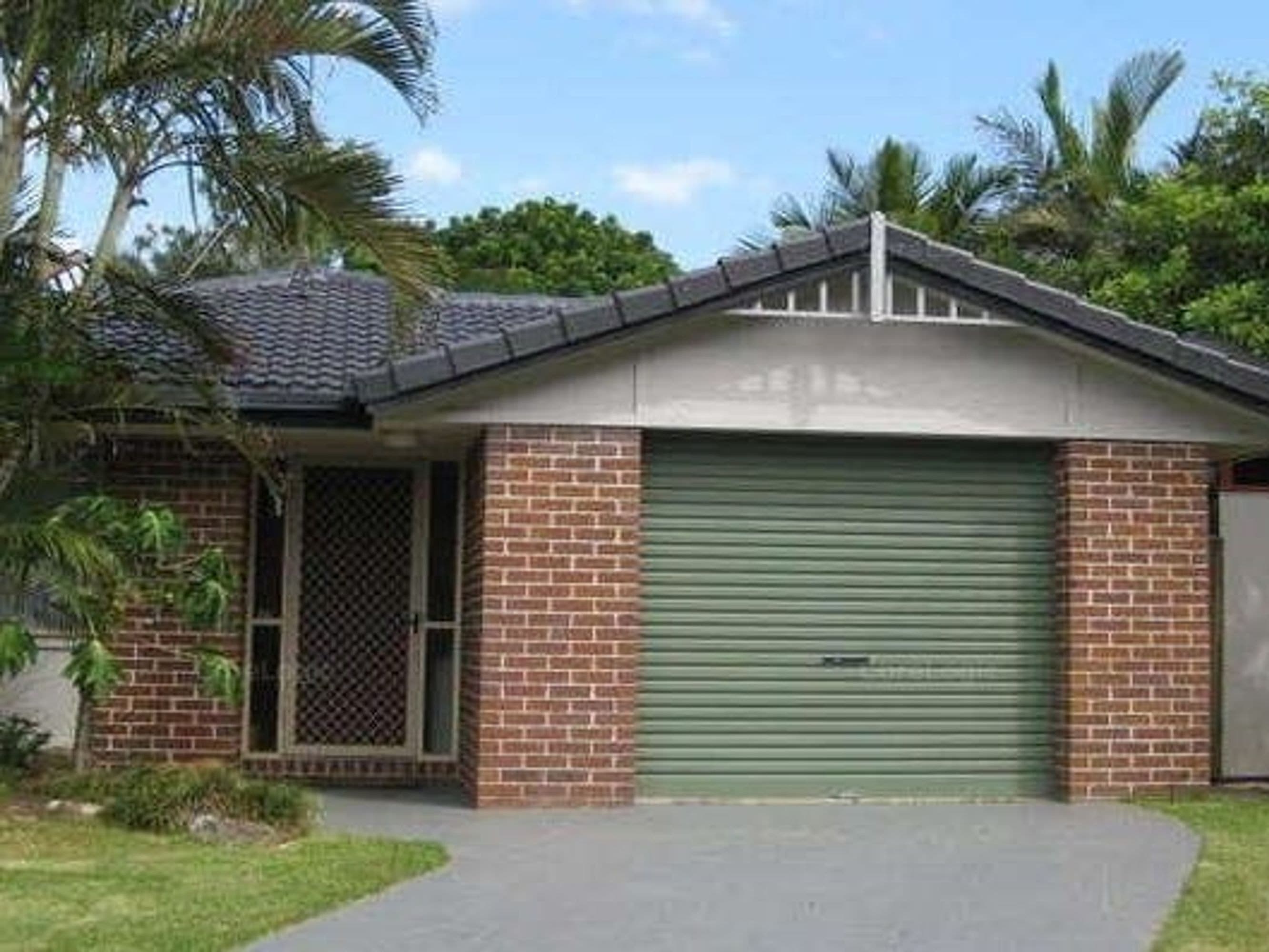 8 Tulipwood Court, Suffolk Park - Image 1