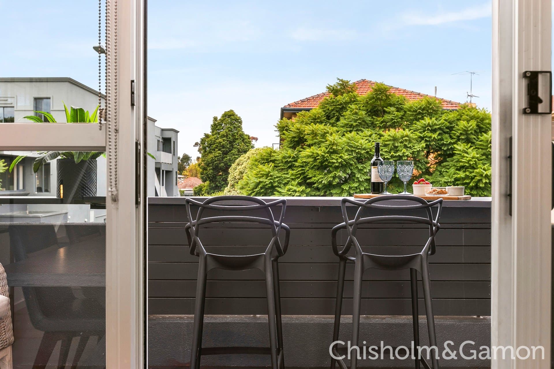 2/88 Ormond Road, Elwood, Elwood - Image 1