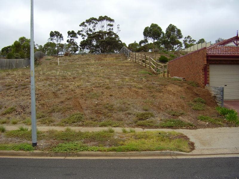 20 Rosehill Drive, Bacchus Marsh - Image 1