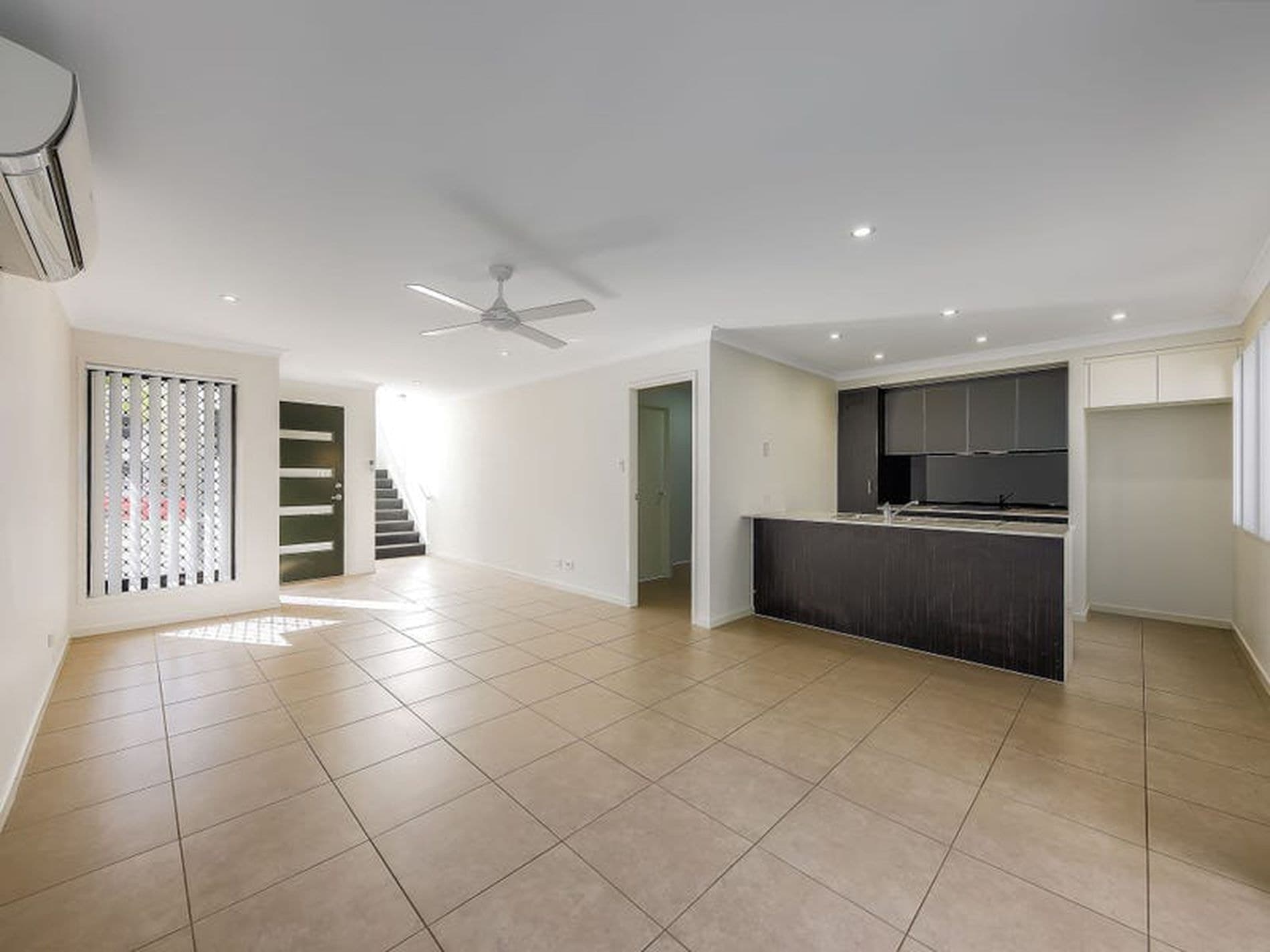 2 / 6 Carnarvon Ave, Springfield Lakes, QLD, Springfield Lakes - Image 1