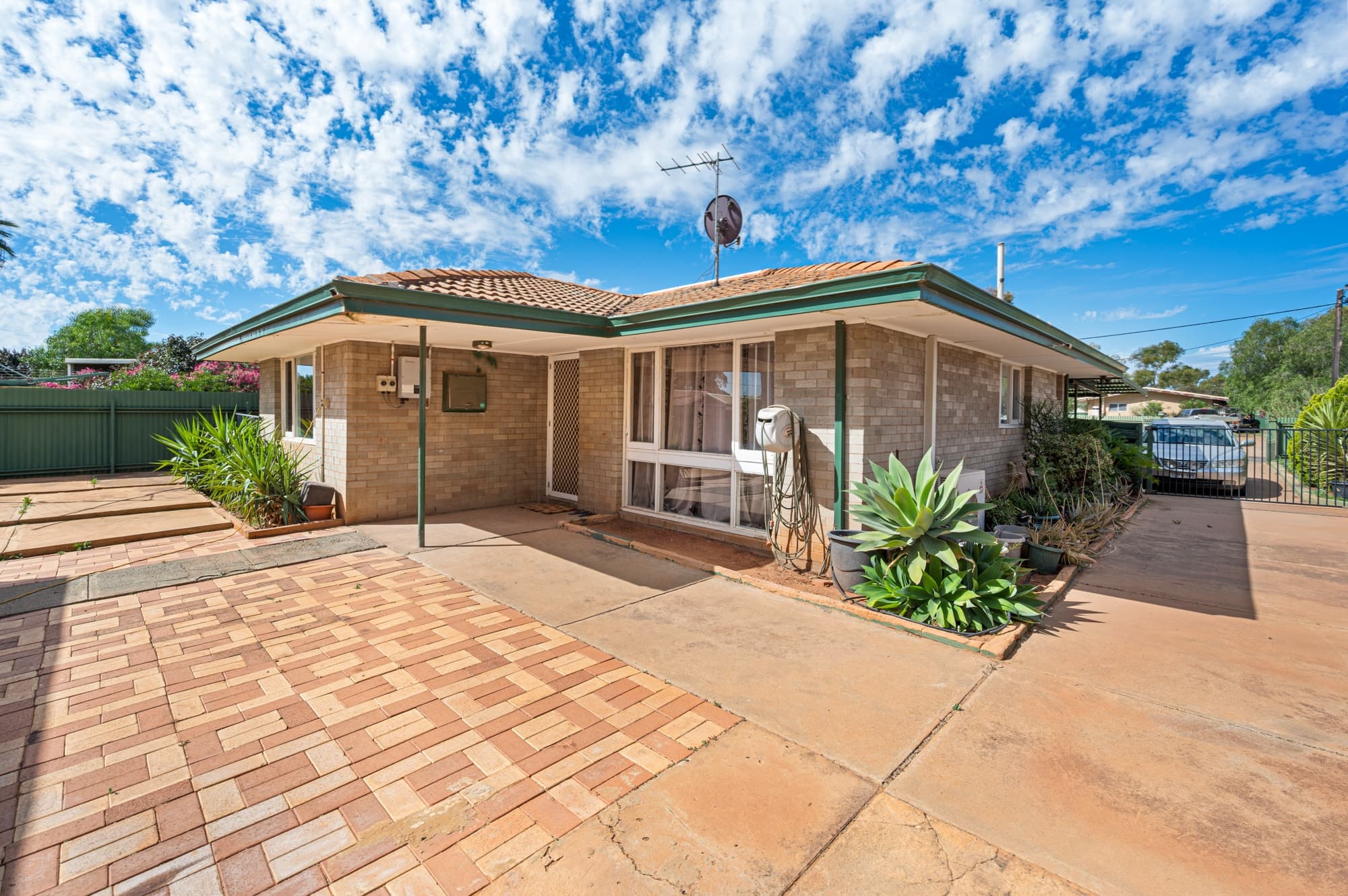 4 Belgravia Place,
SOUTH KALGOORLIE
WA
6430, South Kalgoorlie - Image 1
