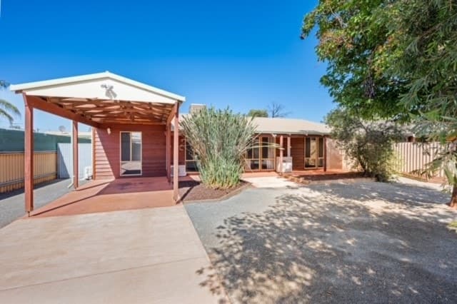 4 Wychitella Place,
SOUTH KALGOORLIE
WA
6430, South Kalgoorlie - Image 1