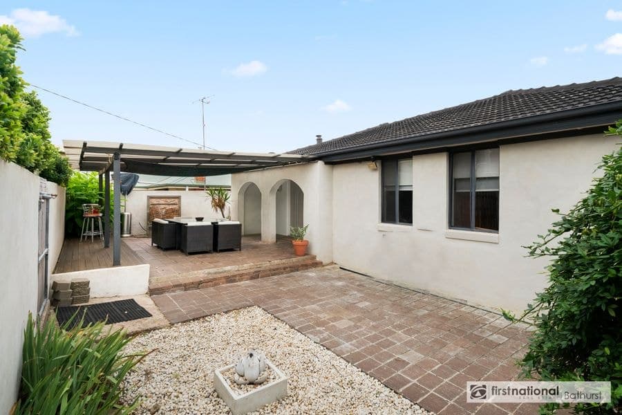 4 Owen Way, West Bathurst NSW 2795, West Bathurst - Image 1