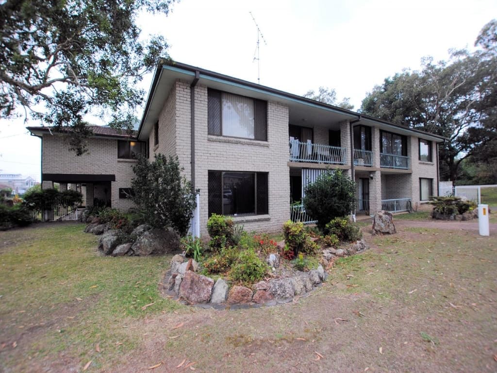 2 / 38 Breckenridge Street, Forster - Image 1