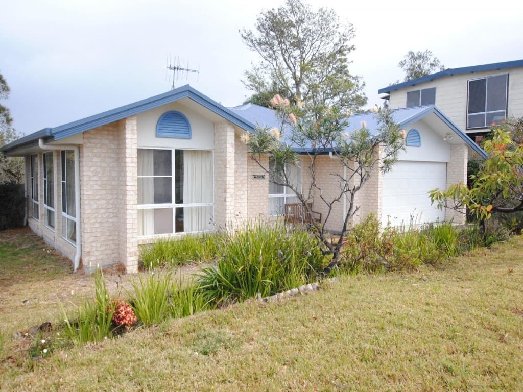 28 Elanora Street, 28 Elanora Street Coomba Park - Image 1