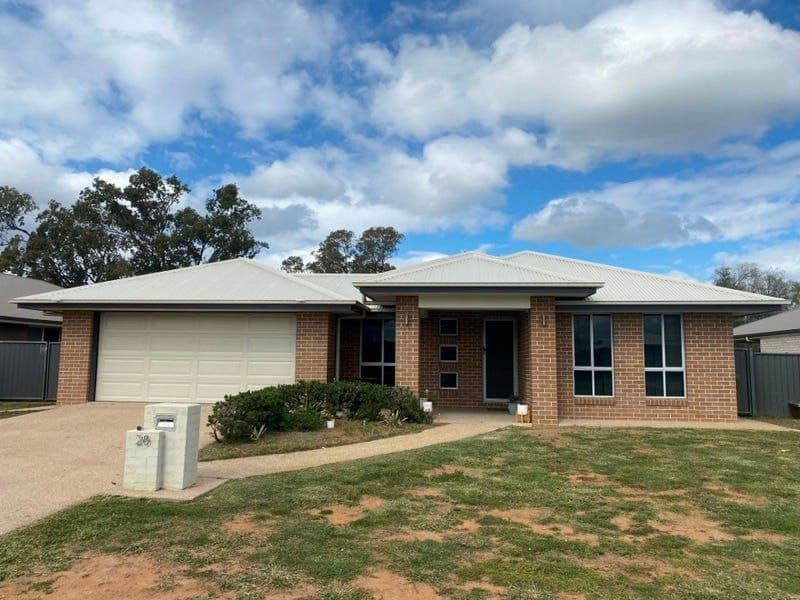 28 Cameron St, Chinchilla QLD 4413, Chinchilla - Image 1
