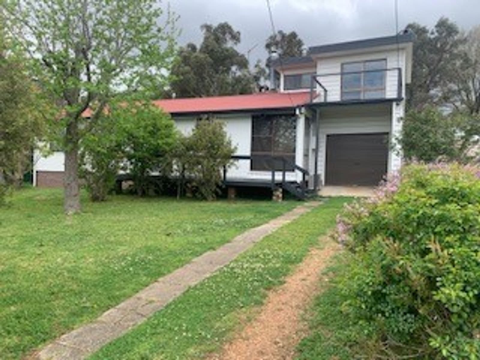 180 Mossman Street, Armidale NSW 2350, Armidale - Image 1