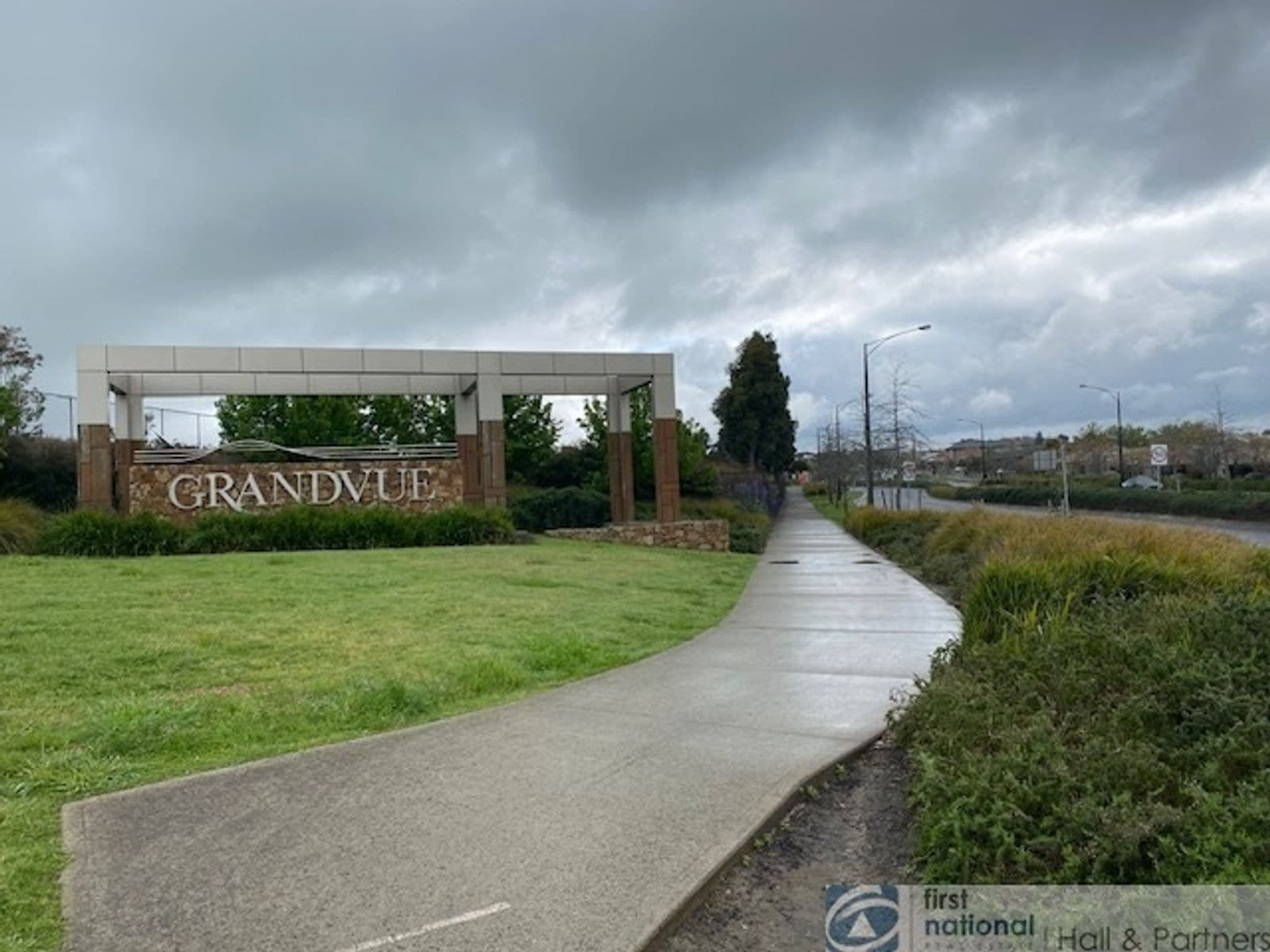113 Grandvue Boulevard, Officer VIC 3809, Officer - Image 1