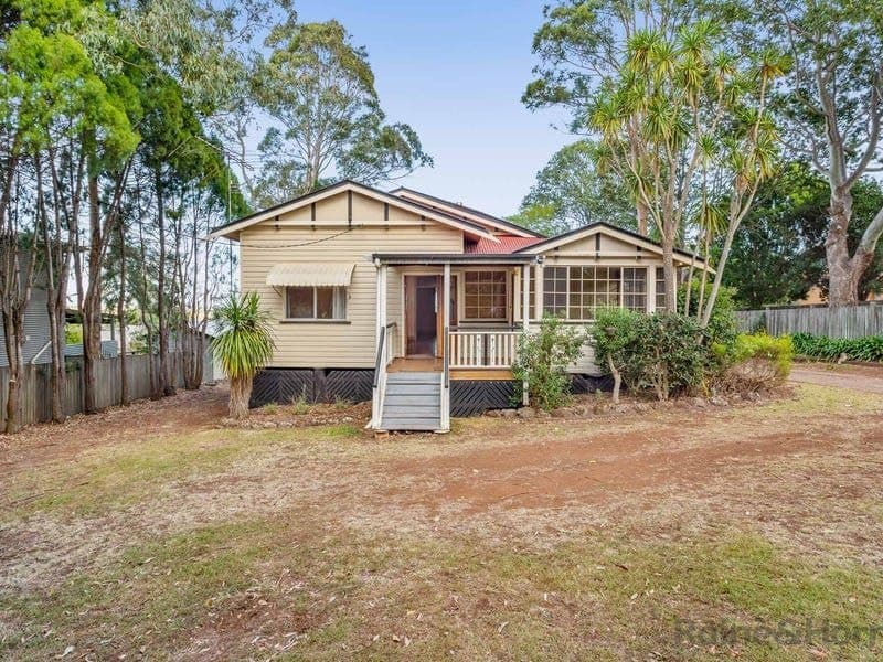 11 Mary Street, Mount Lofty QLD 4350, Mount Lofty - Image 1