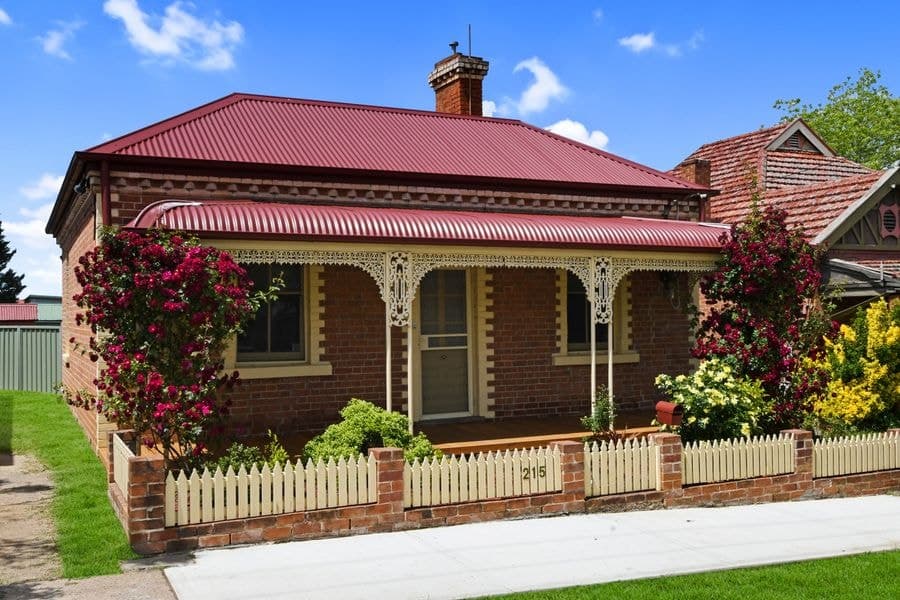 215 Piper Street, Bathurst NSW 2795, Bathurst - Image 1