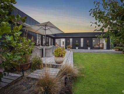 2 Toscana Rise, Cowes - Image 1