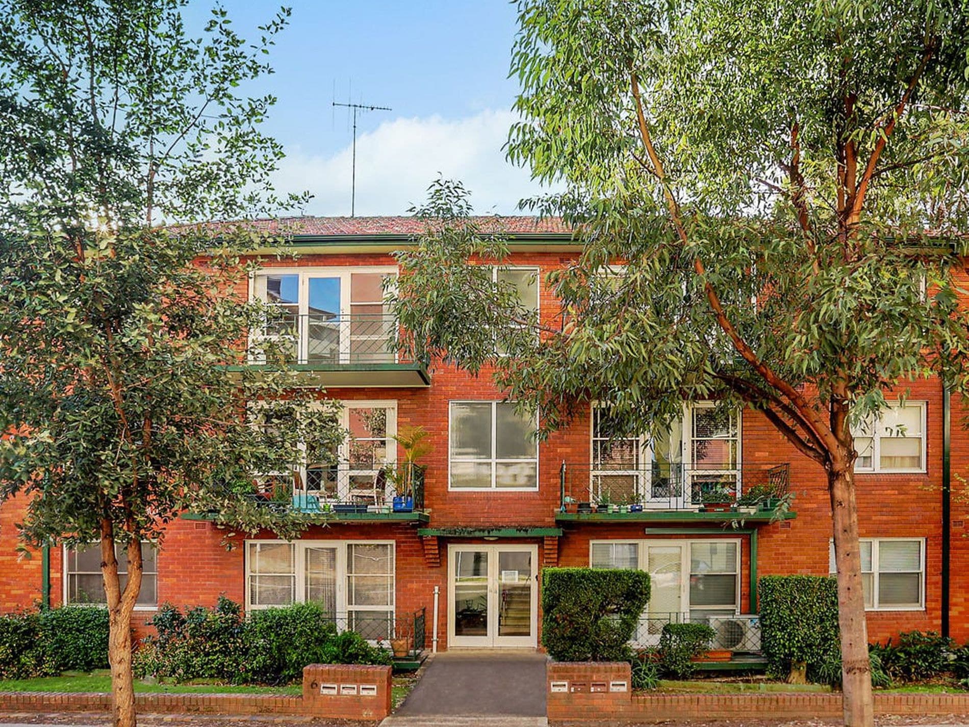 5 / 6 Pearl Street, Hurstville, Hurstville - Image 1