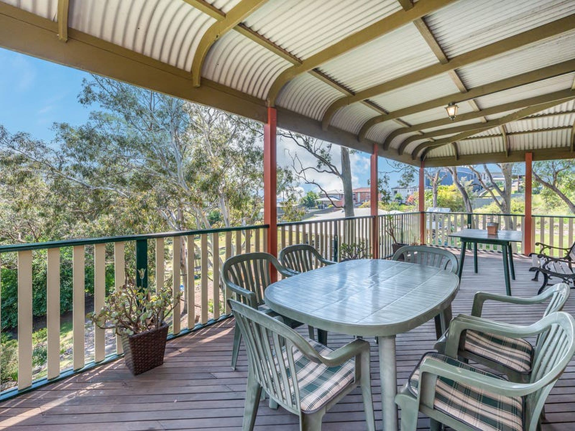 23 Crescent Road, Wangi Wangi - Image 1