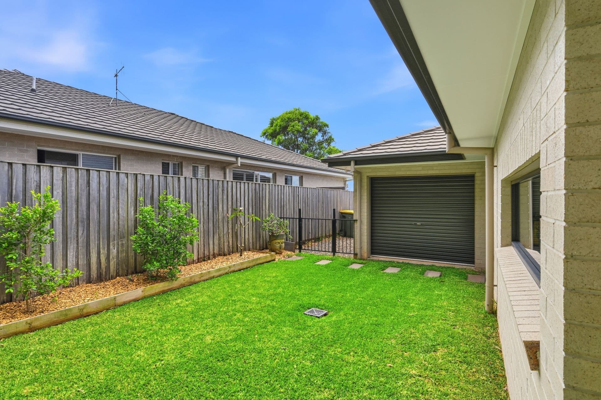 216 The Ruins Way Port Macquarie NSW, Port Macquarie - Image 1