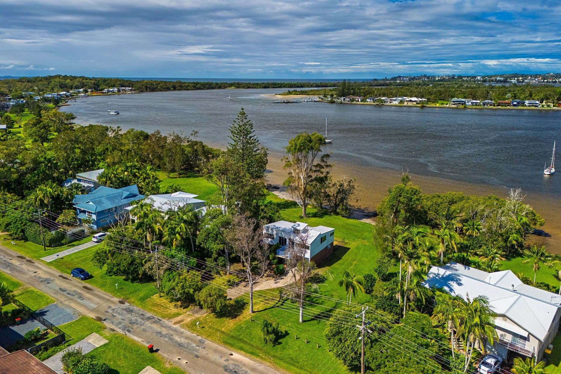 54 Shoreline Drive, North Shore, North Shore - Image 1