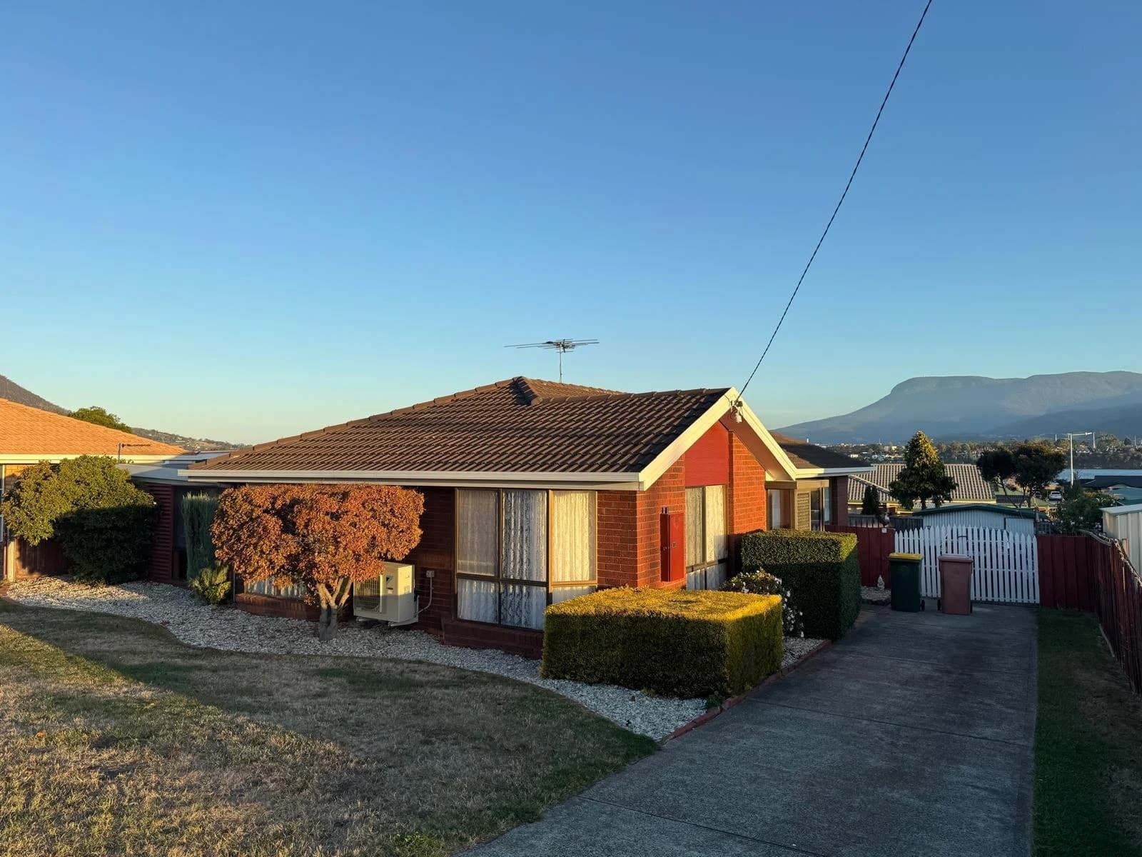 103 Jetty Road, Old Beach - Image 1