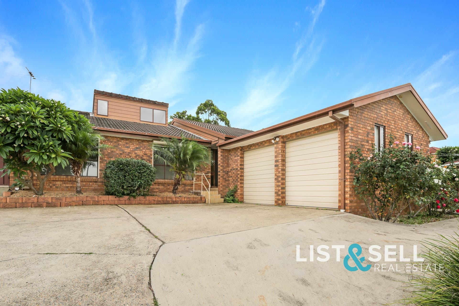 20 Derwent Place, Kearns, NSW 2558, Kearns - Image 1