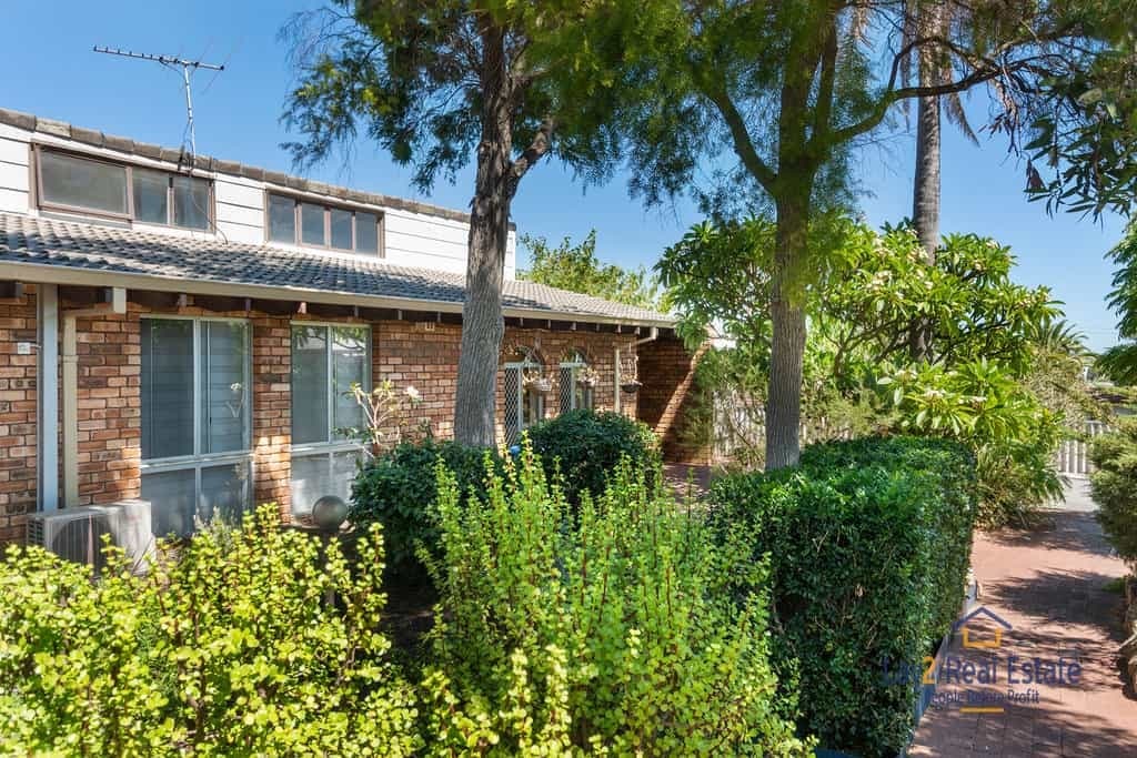 6/31 Waterloo Street Joondanna WA 6060 | (SOLD) Retro Seventies Two Bedroom – End Villa, Joondanna Wa 6060 | (Sold) Retro Seventies Two Bedroom – End Villa - Image 1
